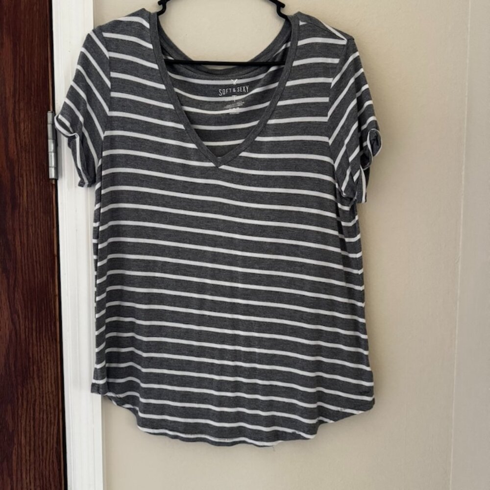 American Eagle Soft & Sexy Tee